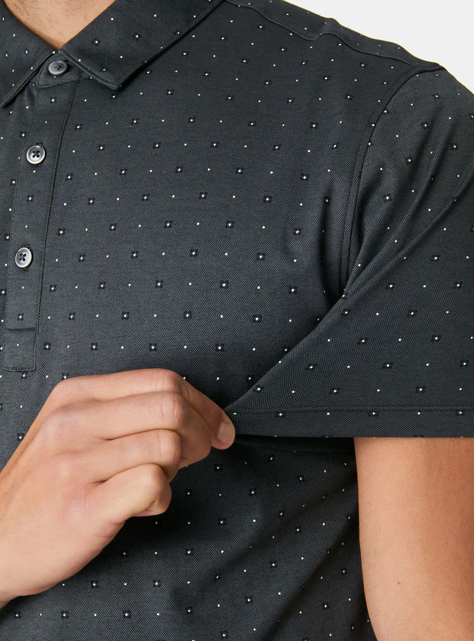 7 Diamonds Pace Polo In Charcoal
