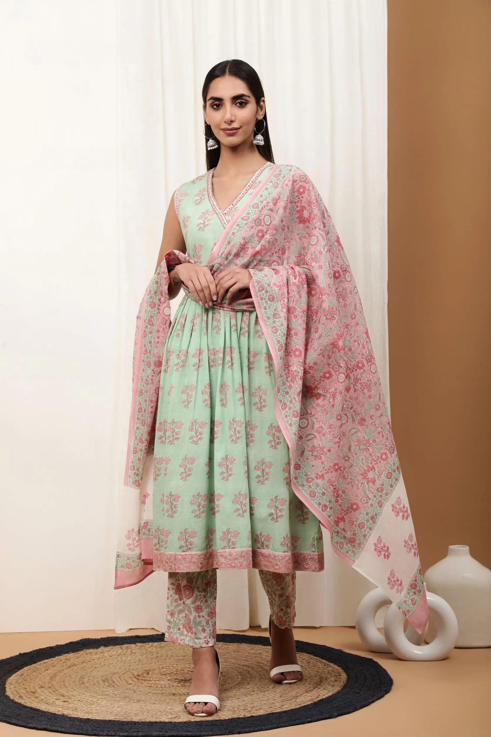 Aadhriti Sea Green Cotton Slub Suit Set