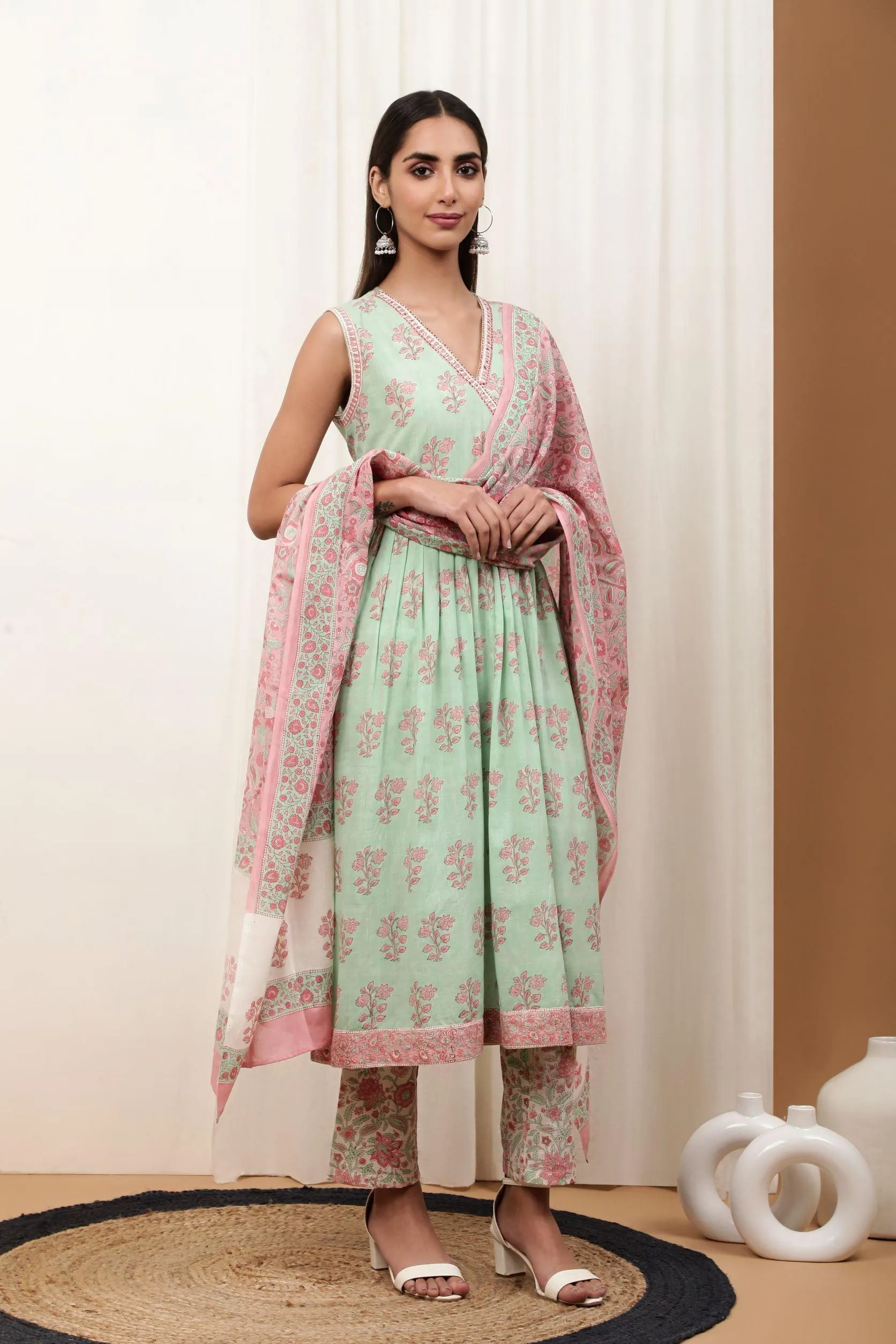 Aadhriti Sea Green Cotton Slub Suit Set