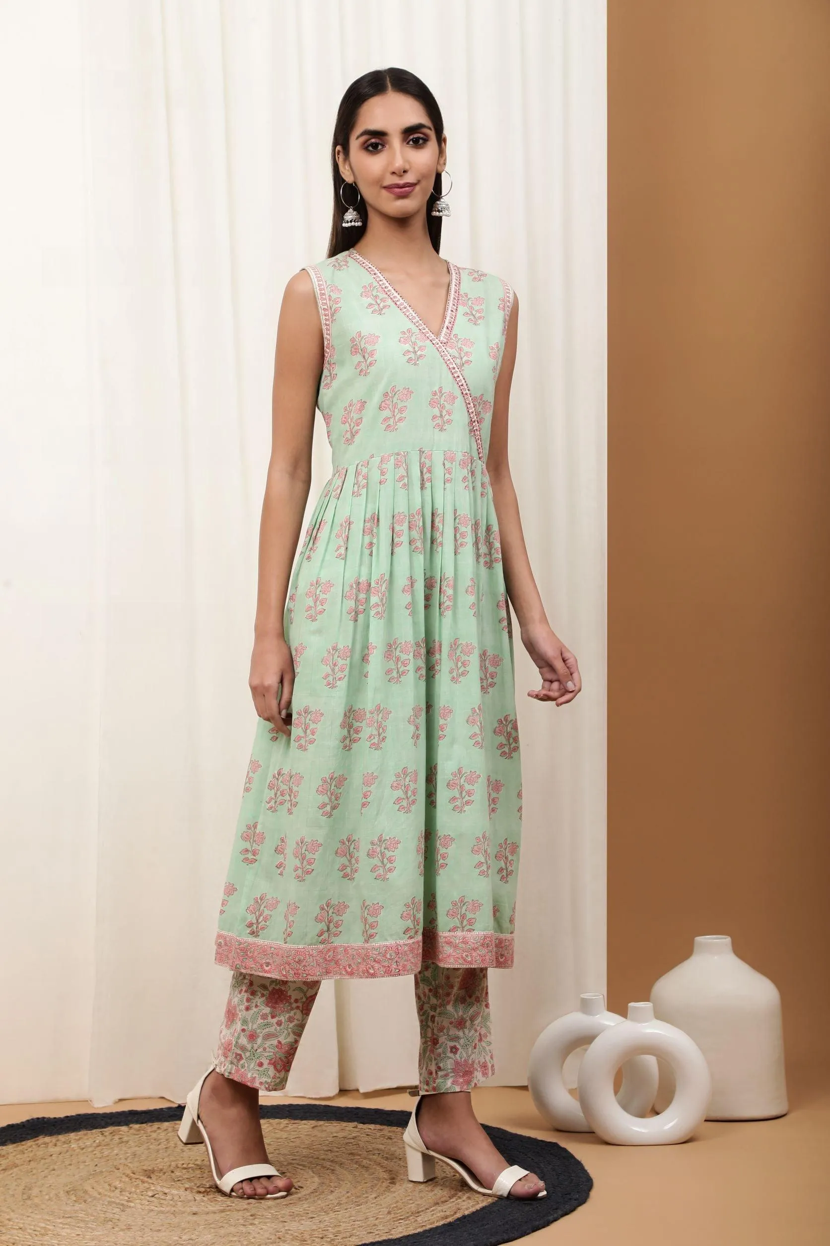 Aadhriti Sea Green Cotton Slub Suit Set